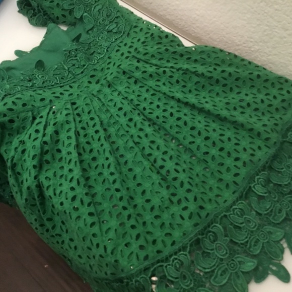 MODA International smock eyelet puff sleeve top - Picture 10 of 15